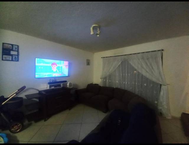 2 BEDROOM DUPLEX FOR SALE IN HEUWELSIG ESTATE